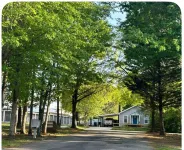 Extended Stay NE Hickory 2 Bed, 1.5 Bath, Workspace, Washer Dryer, Easy Commute - 2-Star