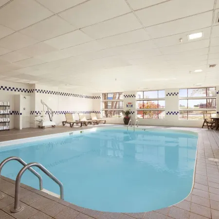 Baymont by Wyndham Sioux Falls Near West 41st Street