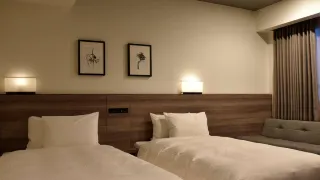 0224b1200086b5ccy195C R 320 180 R5 D