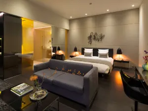 art'otel Amsterdam, powered by Radisson Hotels