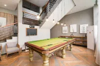 September Mountain Art Hotel