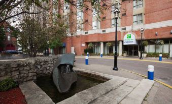 Holiday Inn Express Toronto Downtown 객실