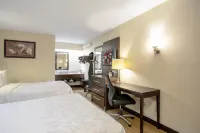 Red Roof Plus+ St Louis - Forest Park/ Hampton Ave Hotels in Lemay