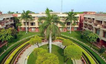 Jaypee Palace Hotel