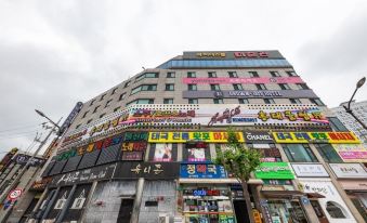 1. 브라운도트호텔..