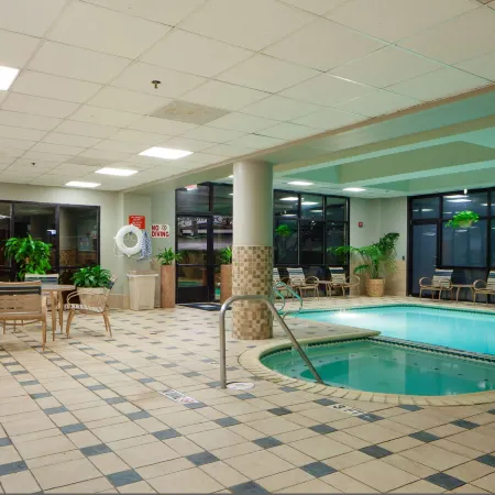 Embassy Suites by Hilton San Antonio Airport