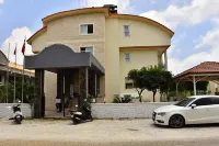 Nora Suit Hotel فنادق في Y. Pazarci Mahallesi
