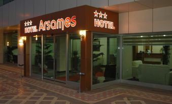 Arsames Hotel