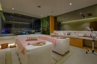 峴港海灘 TMS 飯店 - SPA