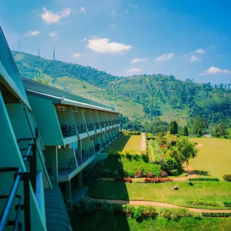 Hunas Falls Hotel