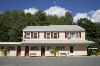 Sunset Motor Inn - Parkplatz