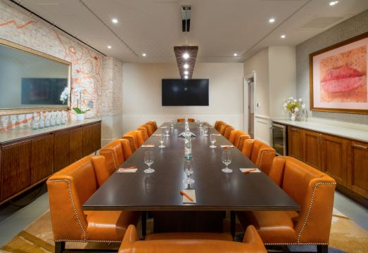 3. 캐노피 바이 힐..