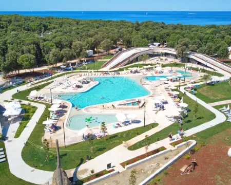 Mobilhome Deluxe Hotels in Bale
