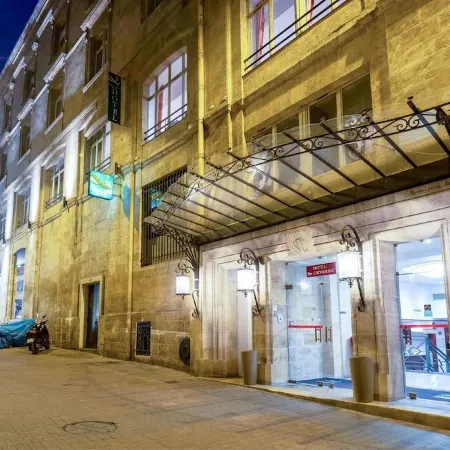Quality Hotel Bordeaux Centre Отели рядом с достопримечательностью «Площадь Парламента»