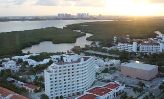 Hotel Calypso Cancun