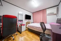 Yongin Mohyeon Motel Hotels near Yongin Nature Recreation Forest