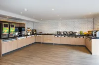 Holiday Inn Express SOUTHAMPTON - WEST by IHG - Morgenmad