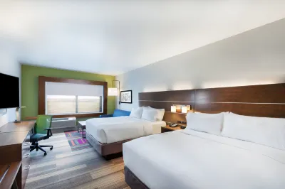 Holiday Inn Express & Suites Chanute Hotel di 