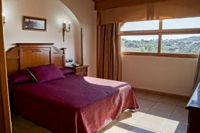 Hotel Alfonso VIII Hoteles cerca de Casas Colgadas de Cuenca