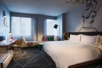 Renaissance Montreal Downtown Hotel