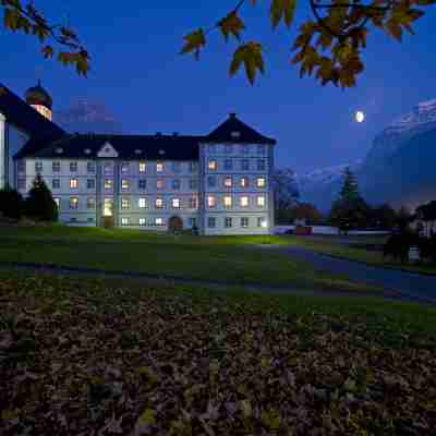 Hotel Schweizerhof Hotel Exterior