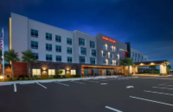 Hampton Inn & Suites by Hilton North Port Отели в г. 