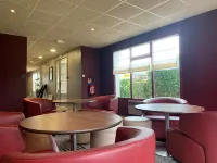 Kyriad Chateauroux - Saint Maur Hotels in Velles