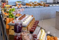 Wyndham Manta Sail Plaza Hotel and Convention Center - breakfast