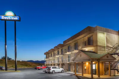 Days Inn by Wyndham Medford