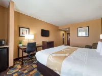 Quality Inn & Suites Hotels in Kyle