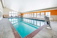 Quality Inn & Suites Limon - Pools