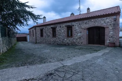 Hotel Rural VII Carreras by Vivere Stays Hotels in Mozárbez