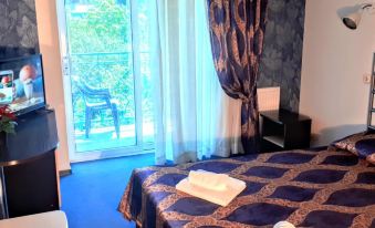Paradiz Hotel