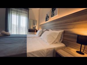 Room in Studio - 'Vento Studios' in the Heart of Laganas