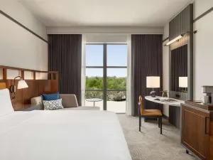 Valley Hotel Homewood Birmingham, Curio Collection by Hilton