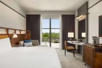 Valley Hotel Homewood Birmingham, Curio Collection by Hilton - balcony