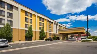 Spark by Hilton Denver Tech Center Greenwood Village Hotels near Monaco - Crestline Park