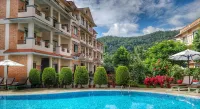 Mount Kailash Resort - Luxury