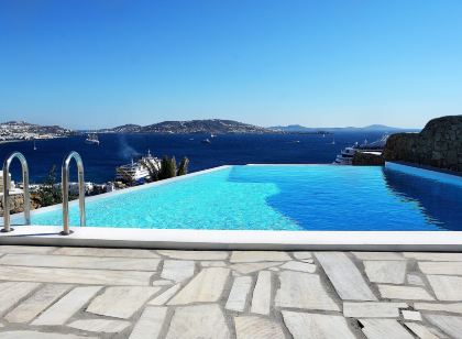 Adikri Villas & Suites