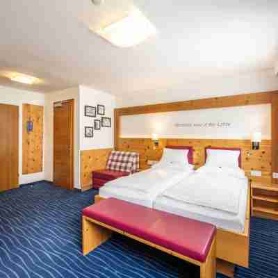 Hotel Alpina Rooms