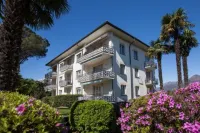 Villa Delta Suites House