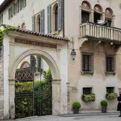 Hotel Villa Cipriani Hotel Exterior