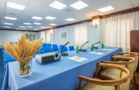 Delfinia Hotel & Bungalows Hotels in Petra