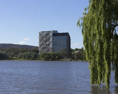 โอโวโล แคนเบอร์รา, อะ วินด์แฮม โฮเทล โรงแรมในแคนเบอร์รา