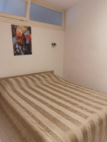 Two-Bedroom Apartment Snow White Apartments Photo