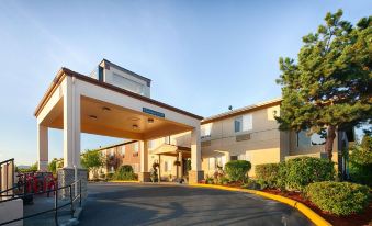 Red Lion Inn & Suites Sequim