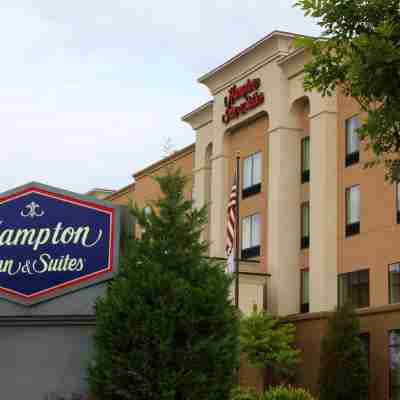 Hampton Inn & Suites Paducah Hotel Exterior