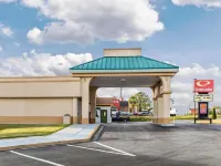 Econo Lodge Hotels in Calhoun