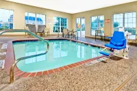 Super 8 by Wyndham San Antonio/Alamodome Area - Kolam Renang