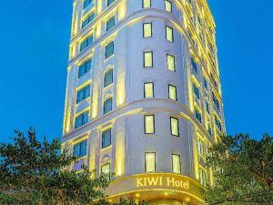 Kiwi Hotel & Cafe